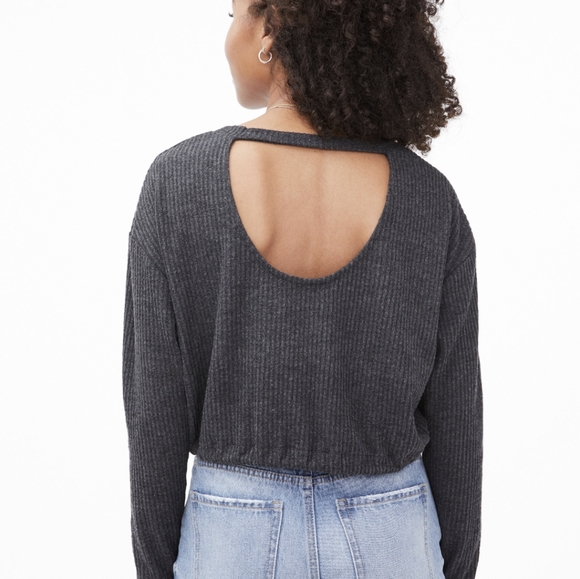 Aeropostale Seriously Soft Cropped Knit Top M 🖤 - Picture 3 of 12